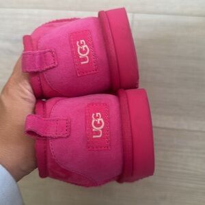 Girls UGGS, new